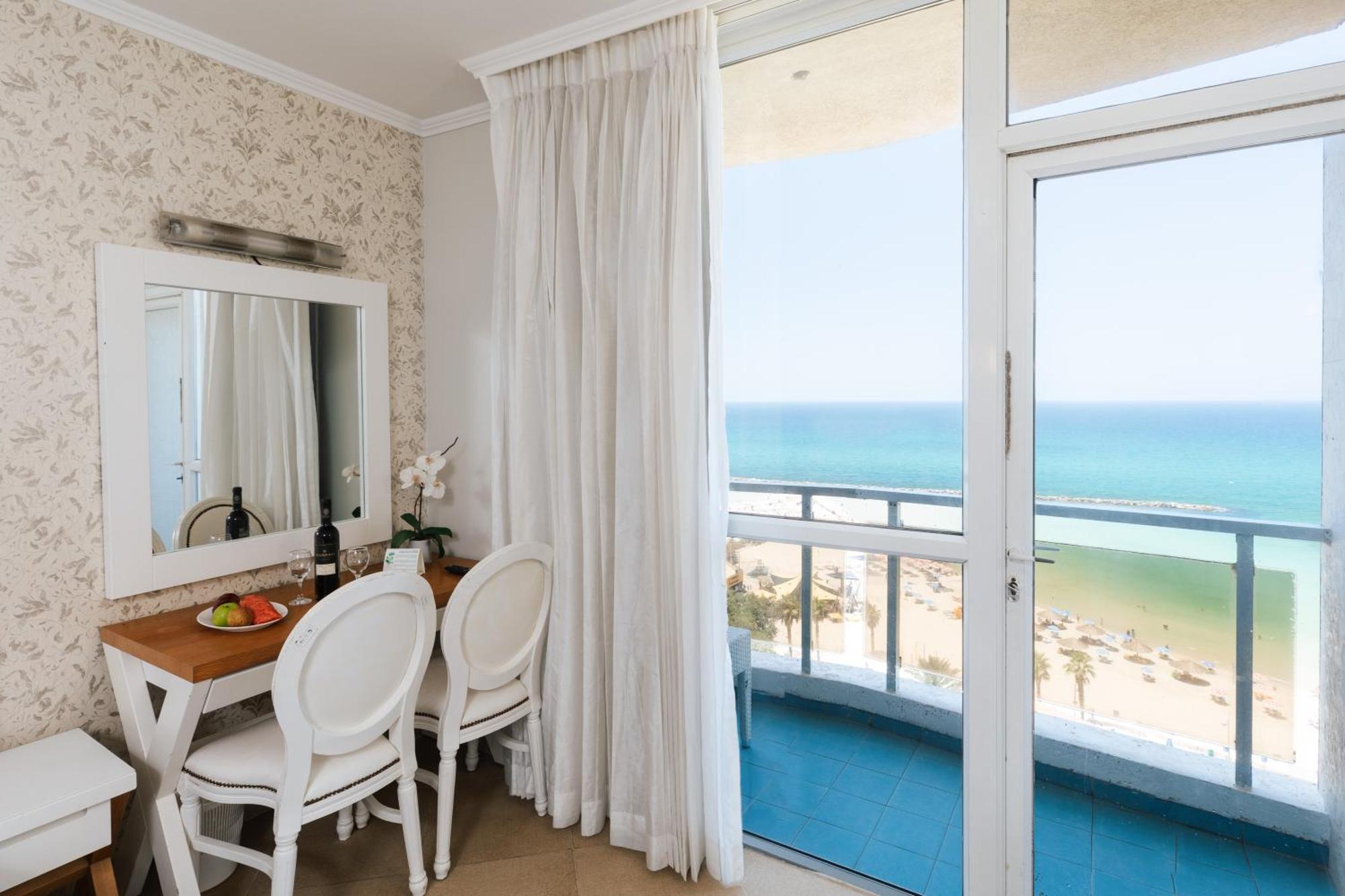 Residence Hotel Netanya Eksteriør billede